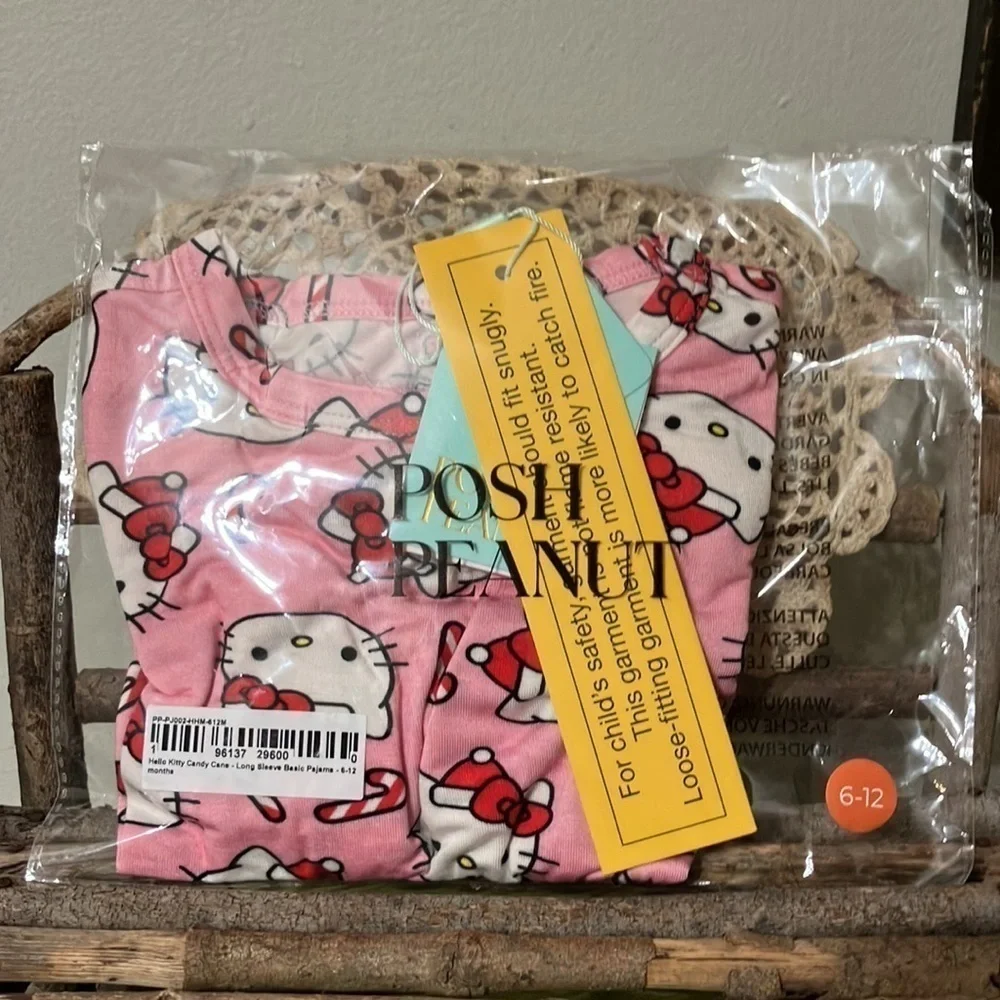 NEW Posh Peanut HELLO KITTY CANDY CANE LONG SLEEVE CHRISTMAS PAJAMAS